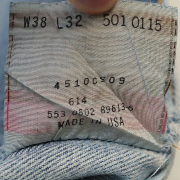 VTG LEVIS 501 Made In USA Distressed Thrashed Rigid Denim Jeans Grunge Sz 38x29 - Picture 11 of 11